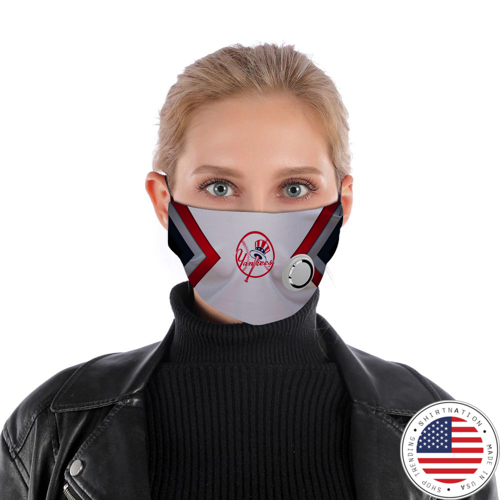 New York Yankees face mask