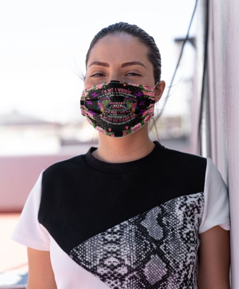 I'm not a window I'm a wife to a wonderful face mask