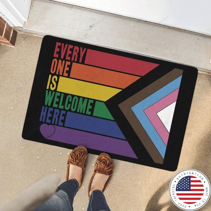 LGBT Everyone is welcome here doormat2