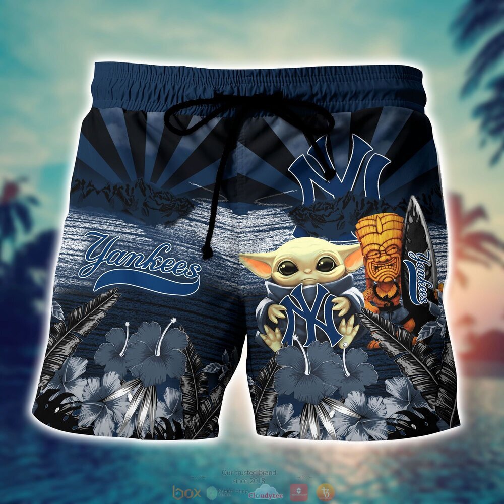 New York Yankees MLB Baby Yoda Hawaiian Shirt Shorts 1 2 3
