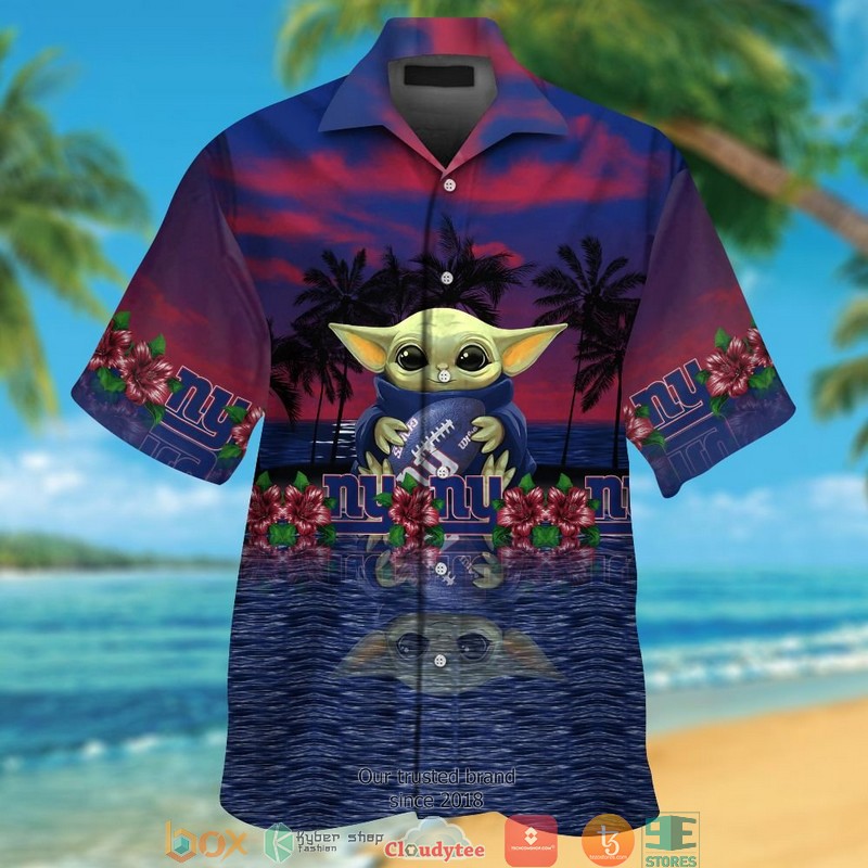 New York Giants Baby Yoda Hawaiian Shirt short