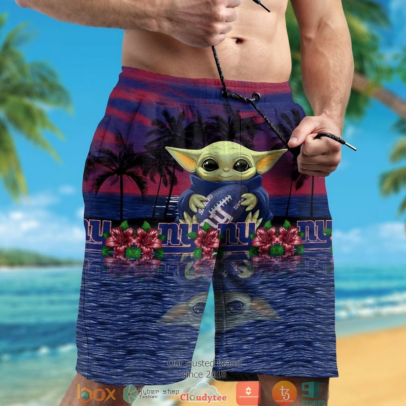 New York Giants Baby Yoda Hawaiian Shirt short 1 2 3 4