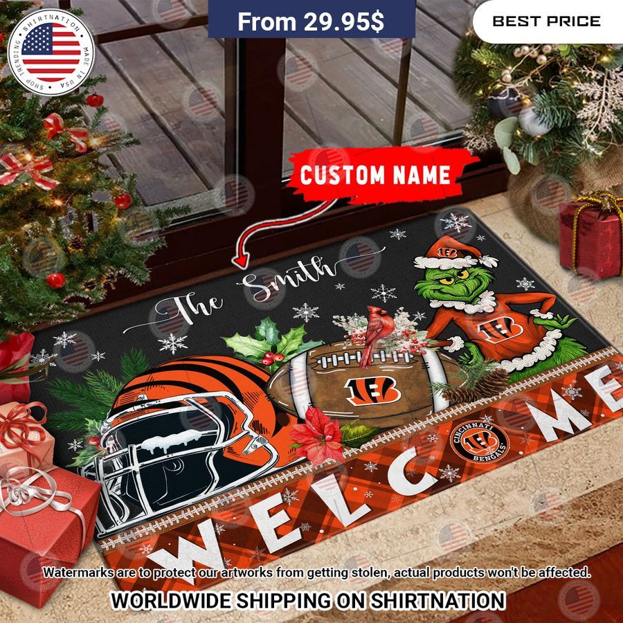 cincinnati bengals grinch christmas welcome personalized doormat 1 404.jpg